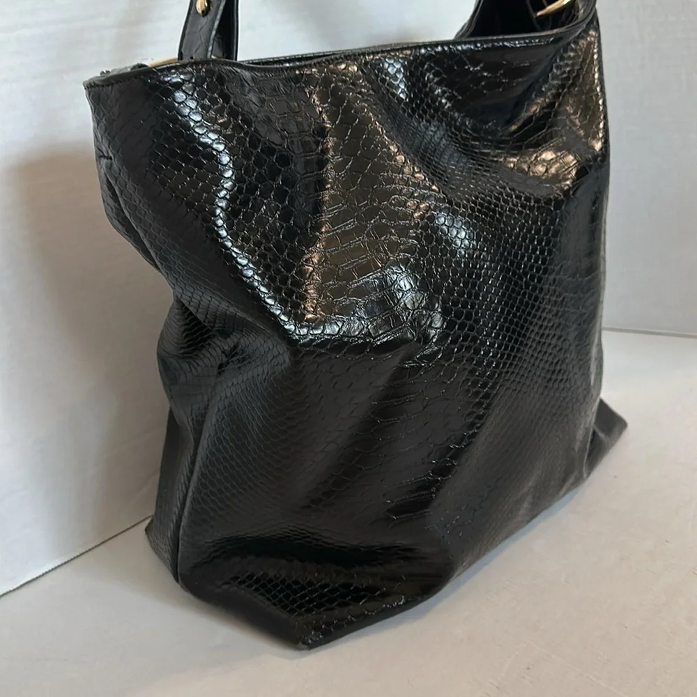 LULU DHARMA Black snakeskin Women's HOBO Bag in PRISTINE CONDITION